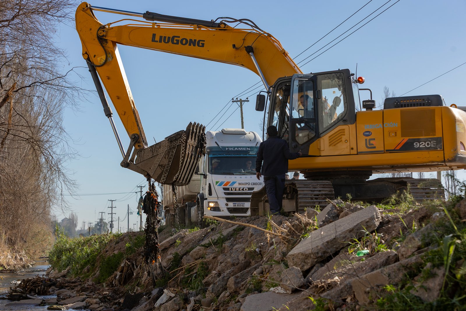 Maipú intensifica los operativos de limpieza y mantenimiento para reducir riesgos ante la temporada de tormentas